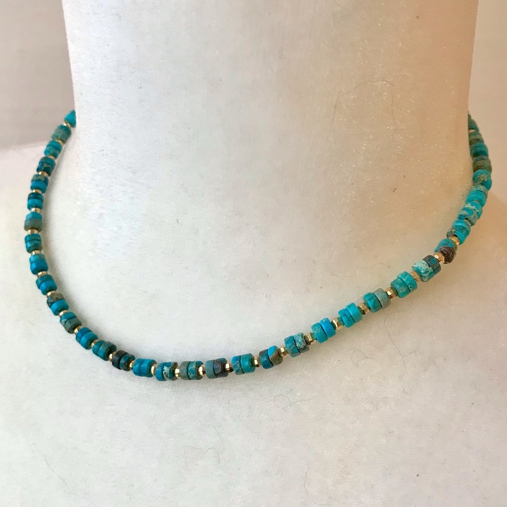 ✨Turquoise and Gold Neclace✨ - Picture 3 of 4